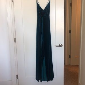 FashionNova Teal Velvet Backless Maxi w slit S NWT
